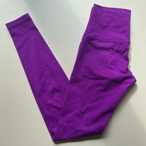 Lululemon leggings Size: 6